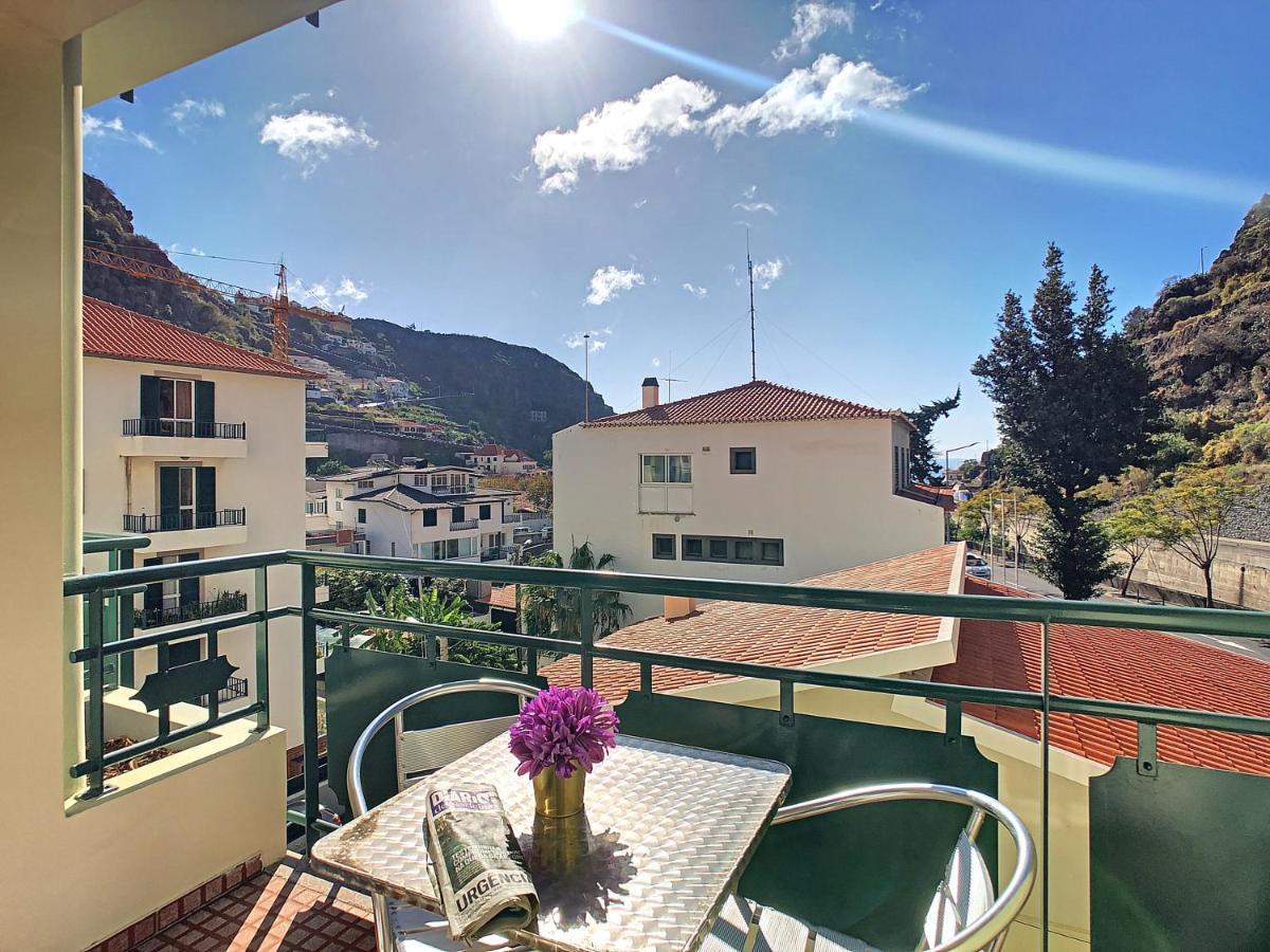 Sea N' Sun Apartment By Lovelystay Ribeira Brava Eksteriør billede