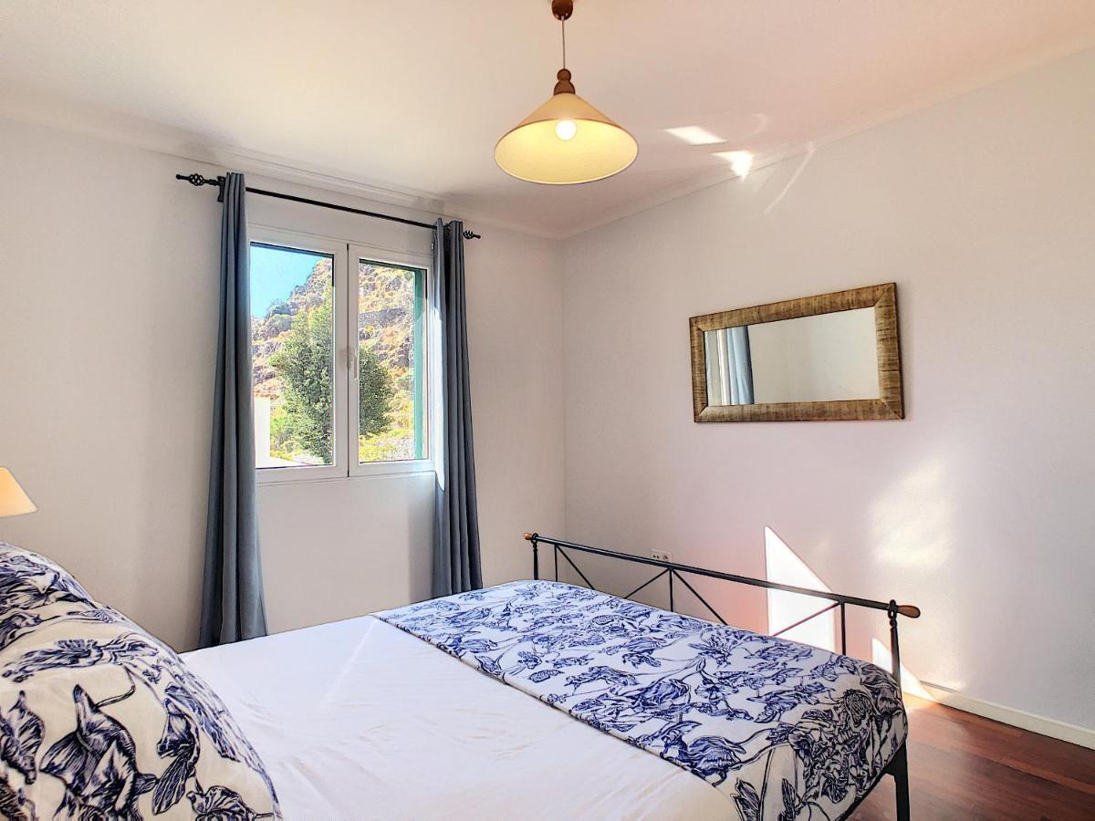 Sea N' Sun Apartment By Lovelystay Ribeira Brava Eksteriør billede
