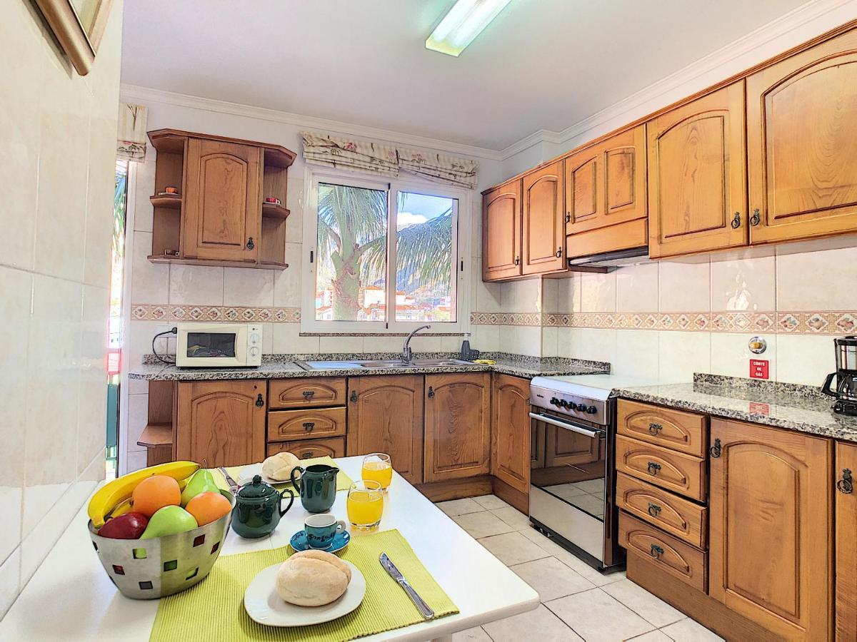 Sea N' Sun Apartment By Lovelystay Ribeira Brava Eksteriør billede